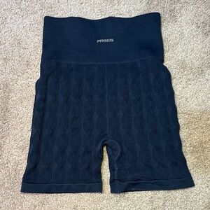 Prozis Women's Navy Blue Sweater Cable Print Biker Workout Shorts Sz. M